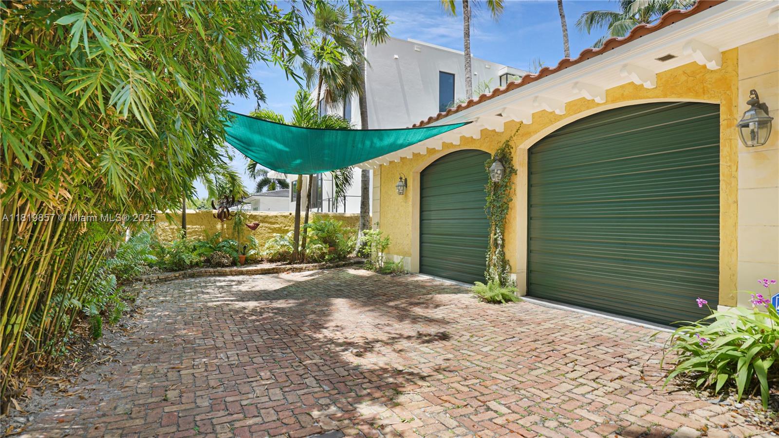 2050 Alton Rd Miami Beach, FL 33140