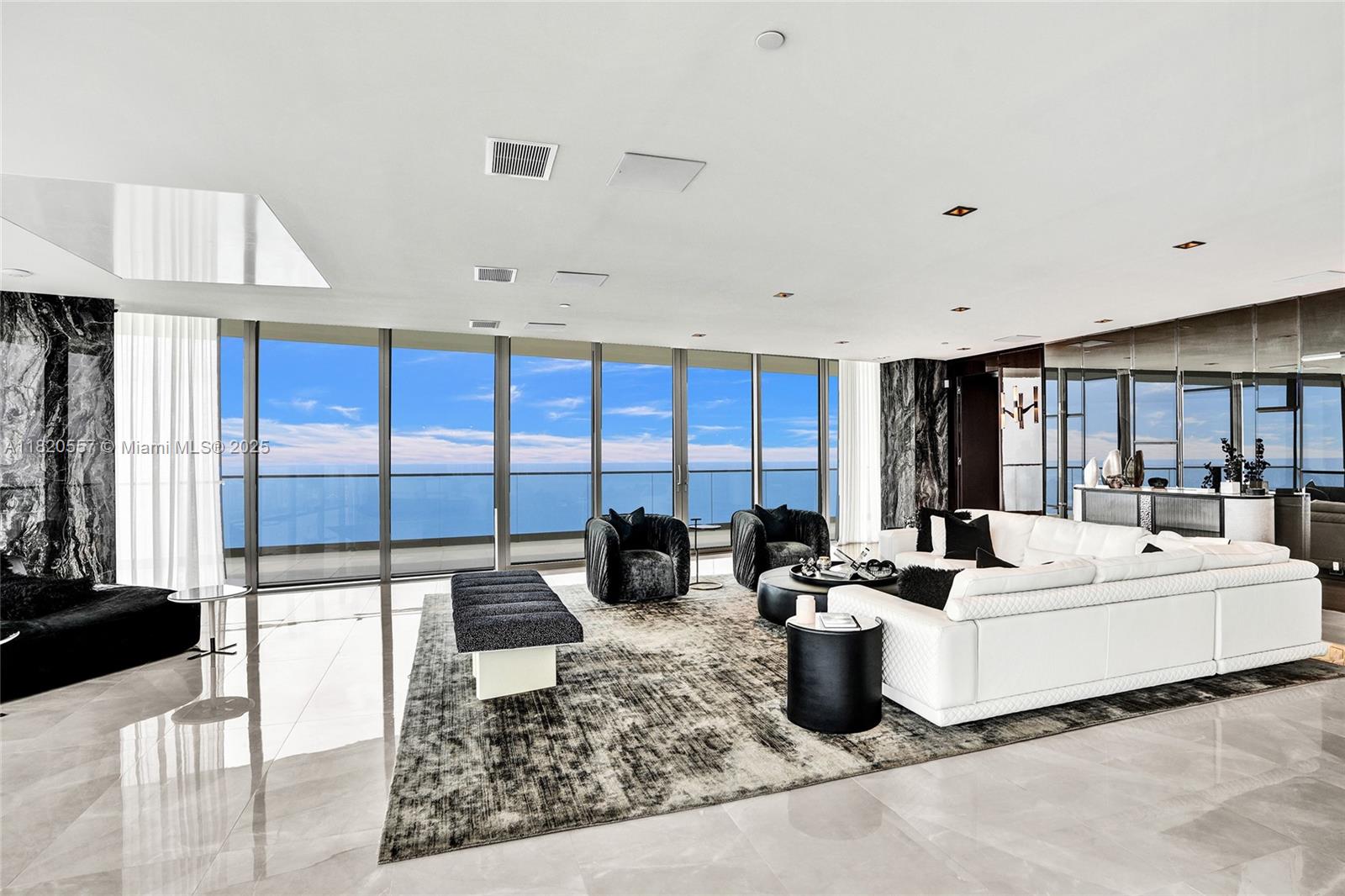 image Armani Casa8