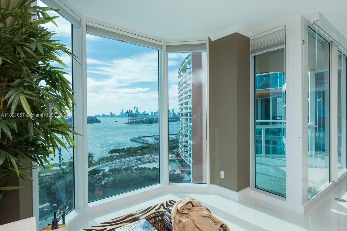 image PORTOFINO TOWER10