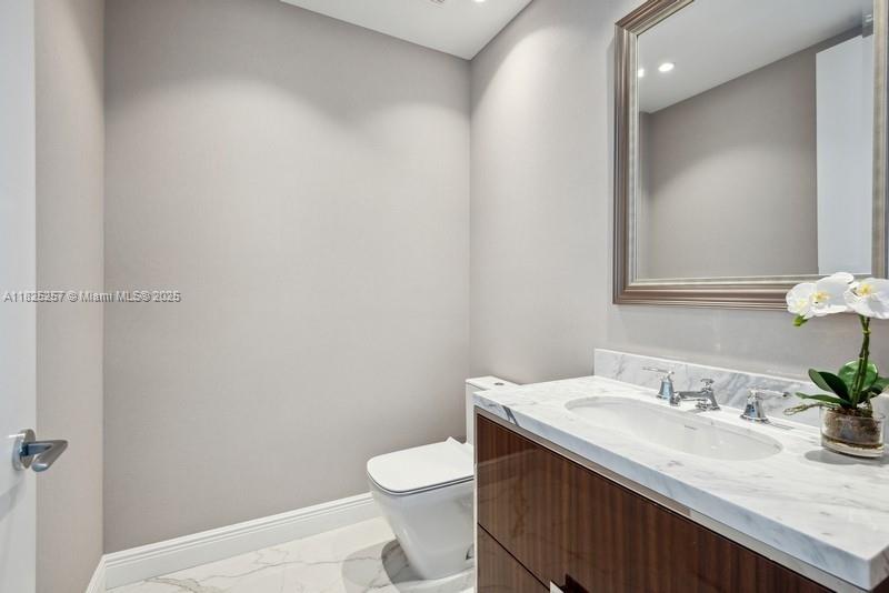 image Ritz Carlton Residences17