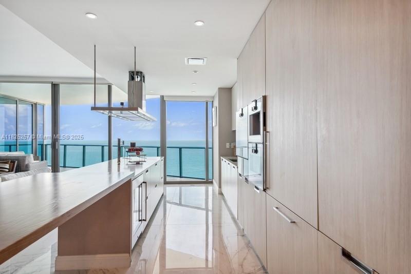 image Ritz Carlton Residences3