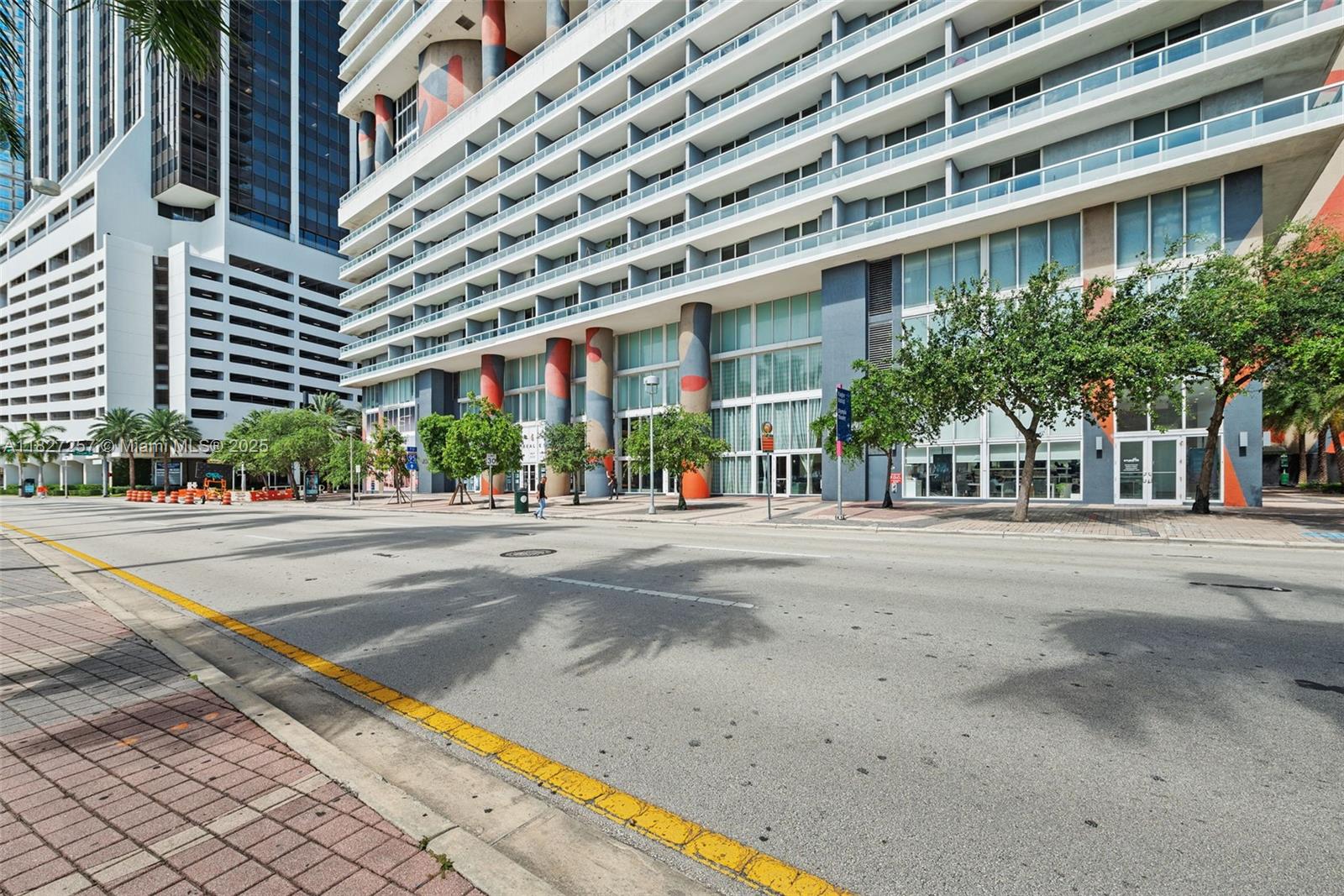 image 50 Biscayne21
