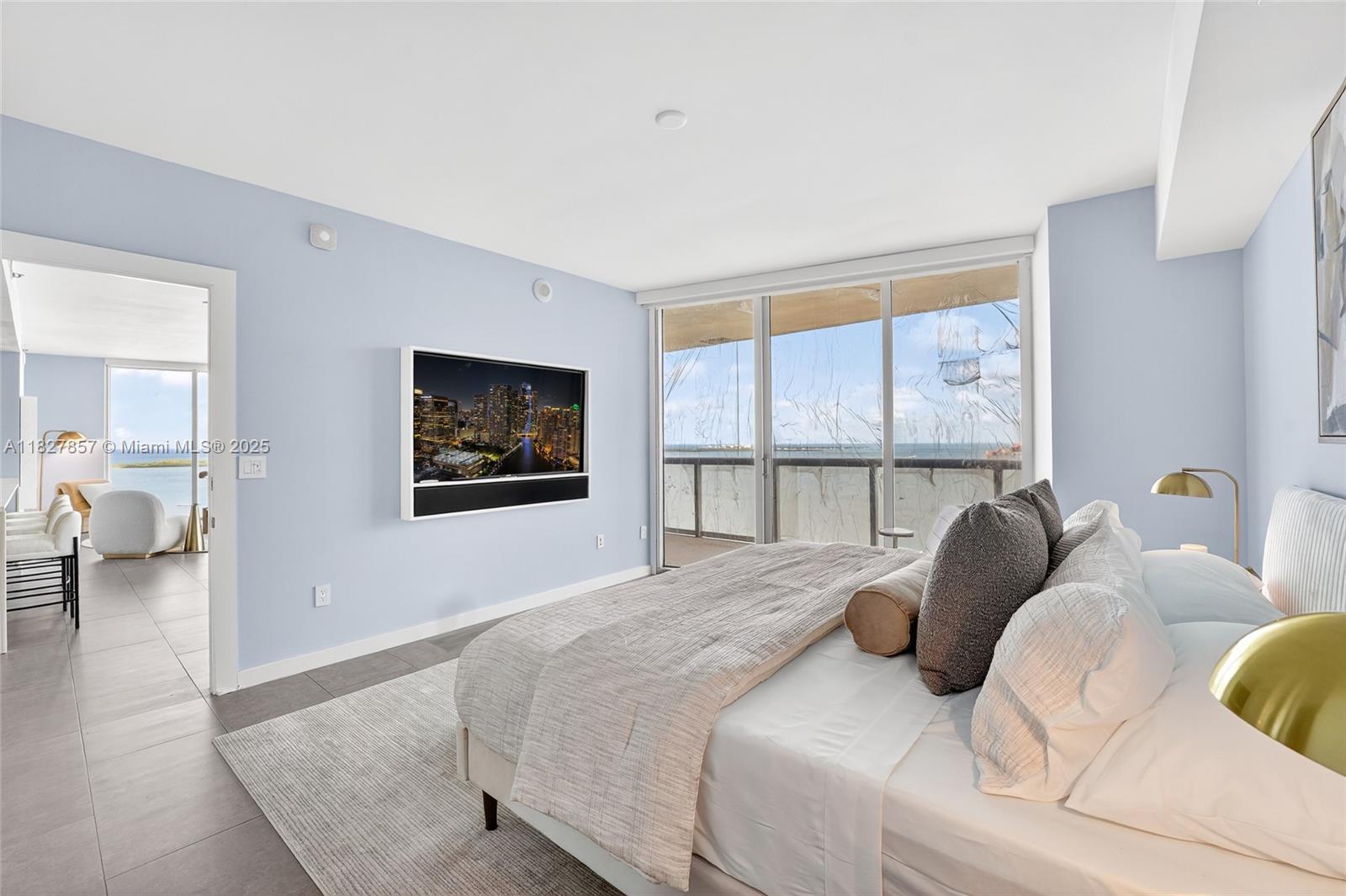 image Icon Brickell 222