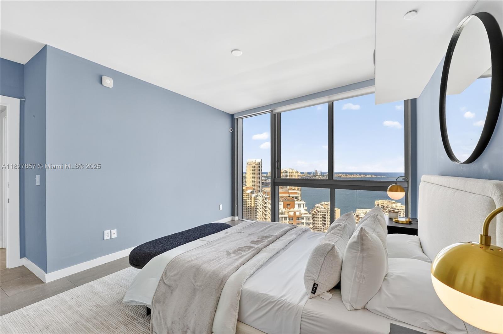 image Icon Brickell 231