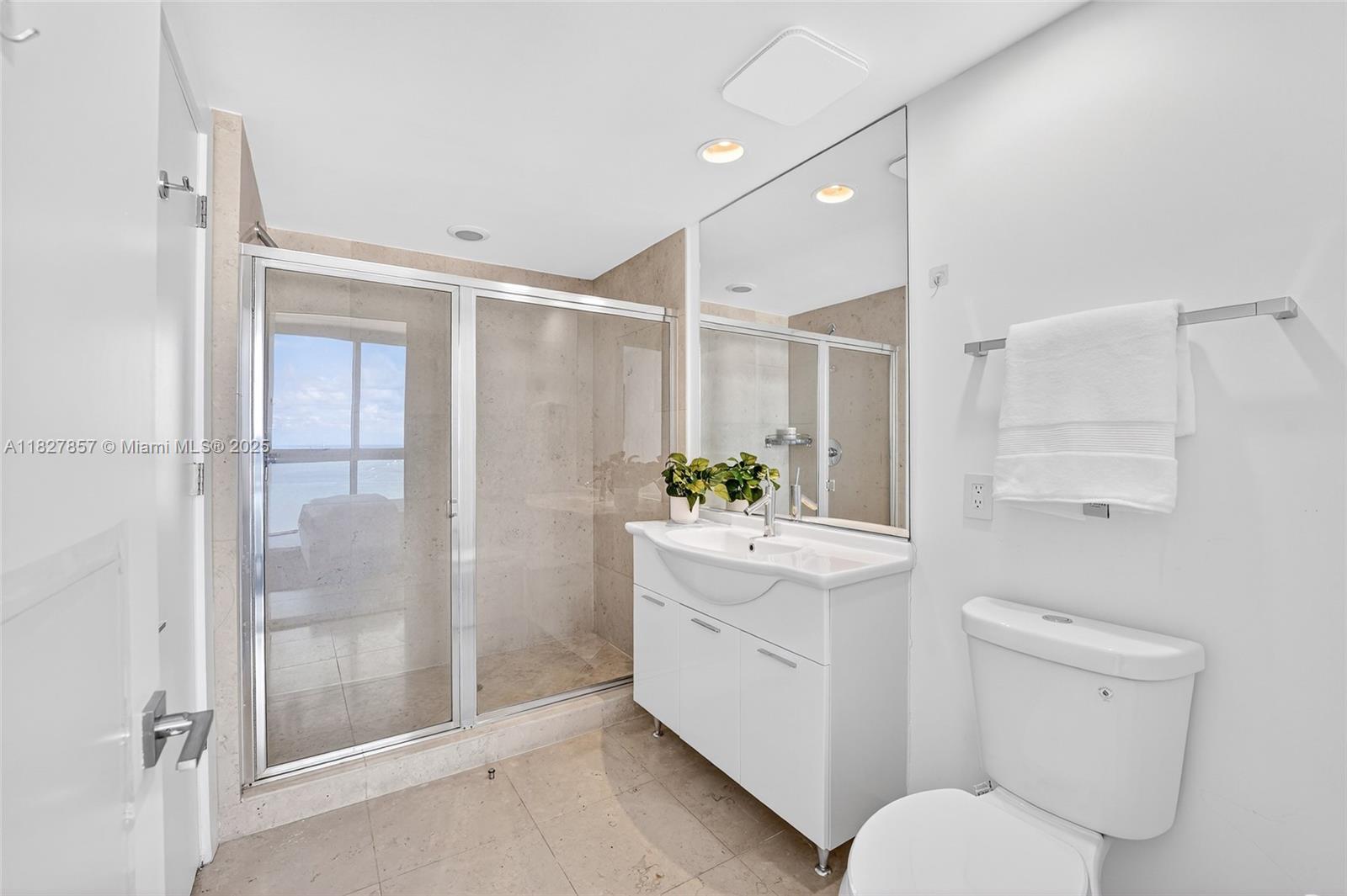 image Icon Brickell 236