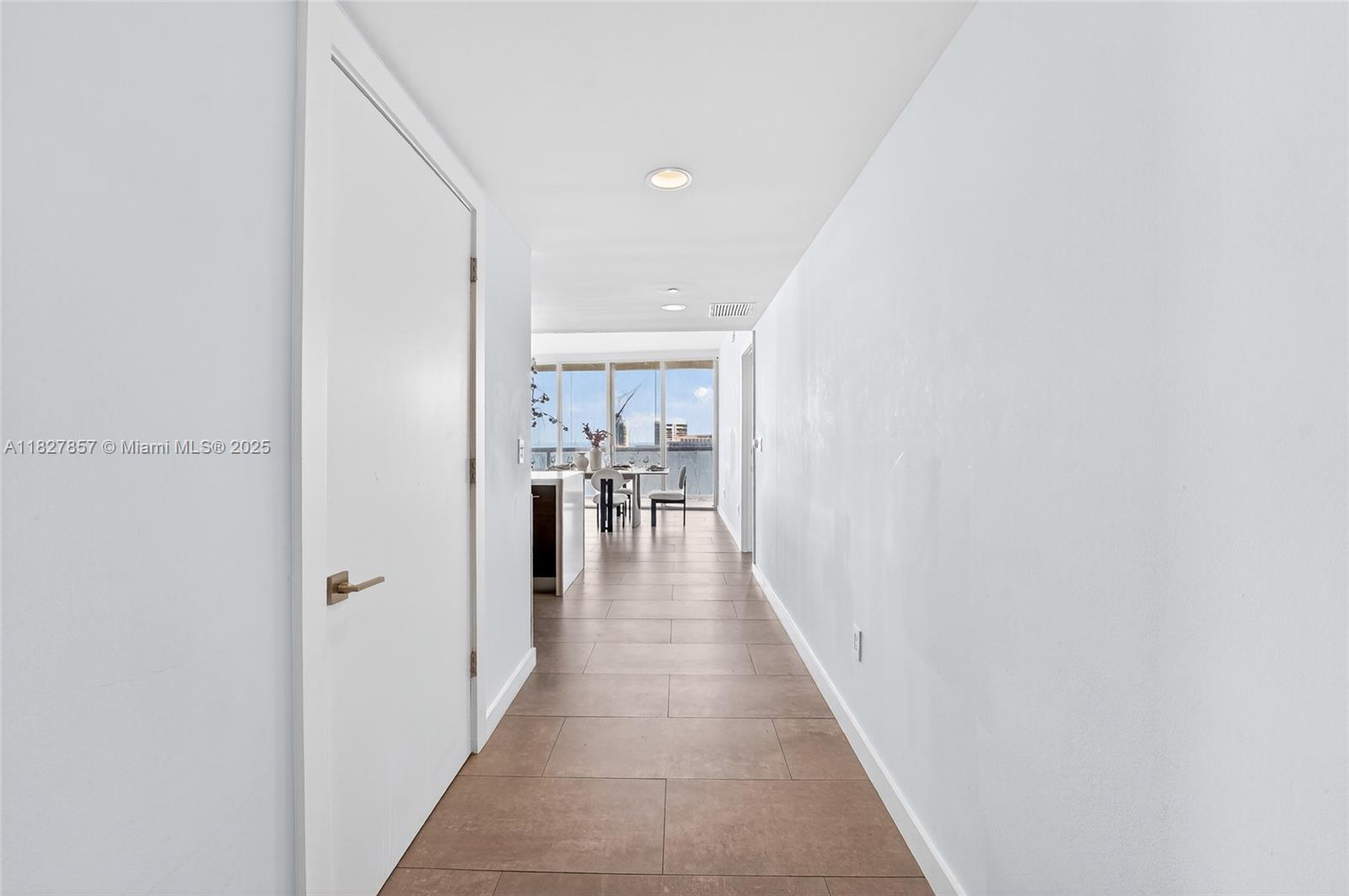 image Icon Brickell 26
