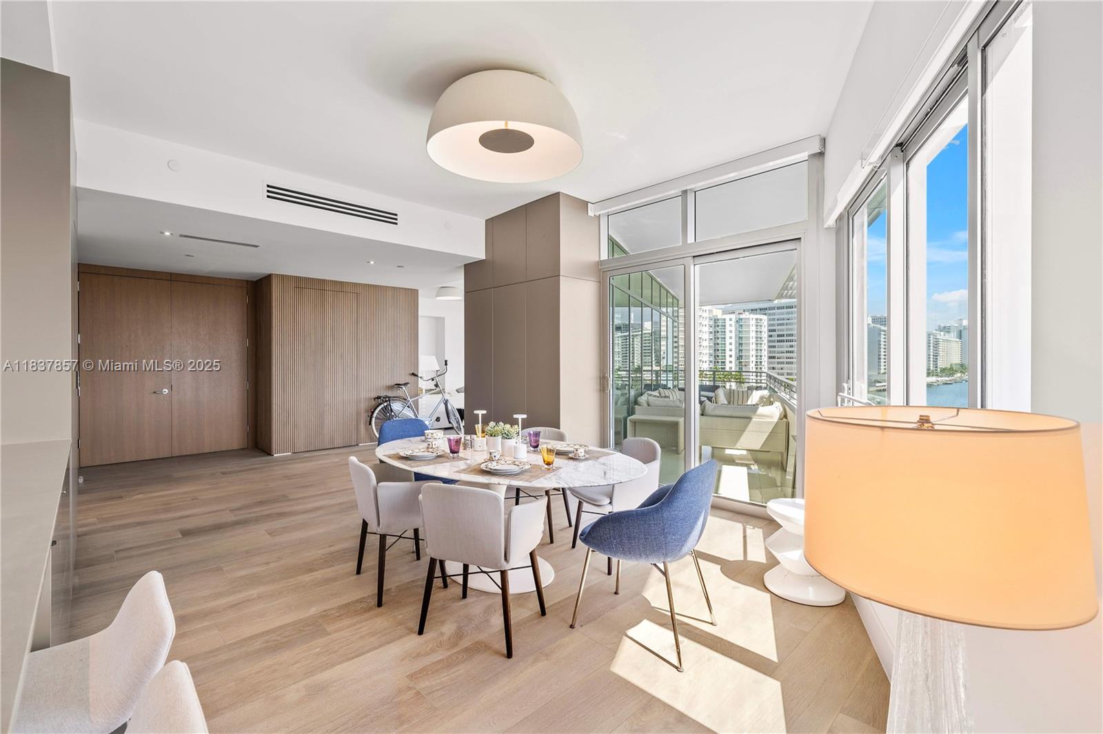 6101 Aqua Ave #602 Miami Beach, FL 33141 6101 Aqua Ave #602 Miami Beach, FL 33141