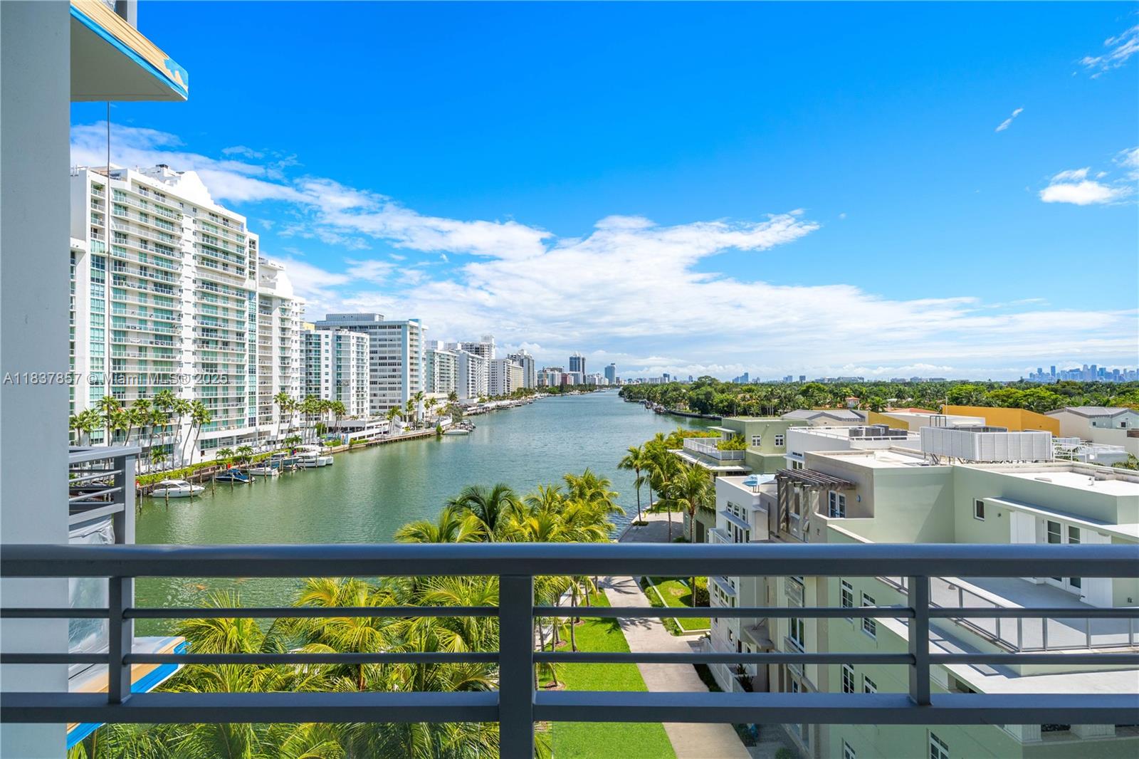 6101 Aqua Ave #602 Miami Beach, FL 33141 6101 Aqua Ave #602 Miami Beach, FL 33141