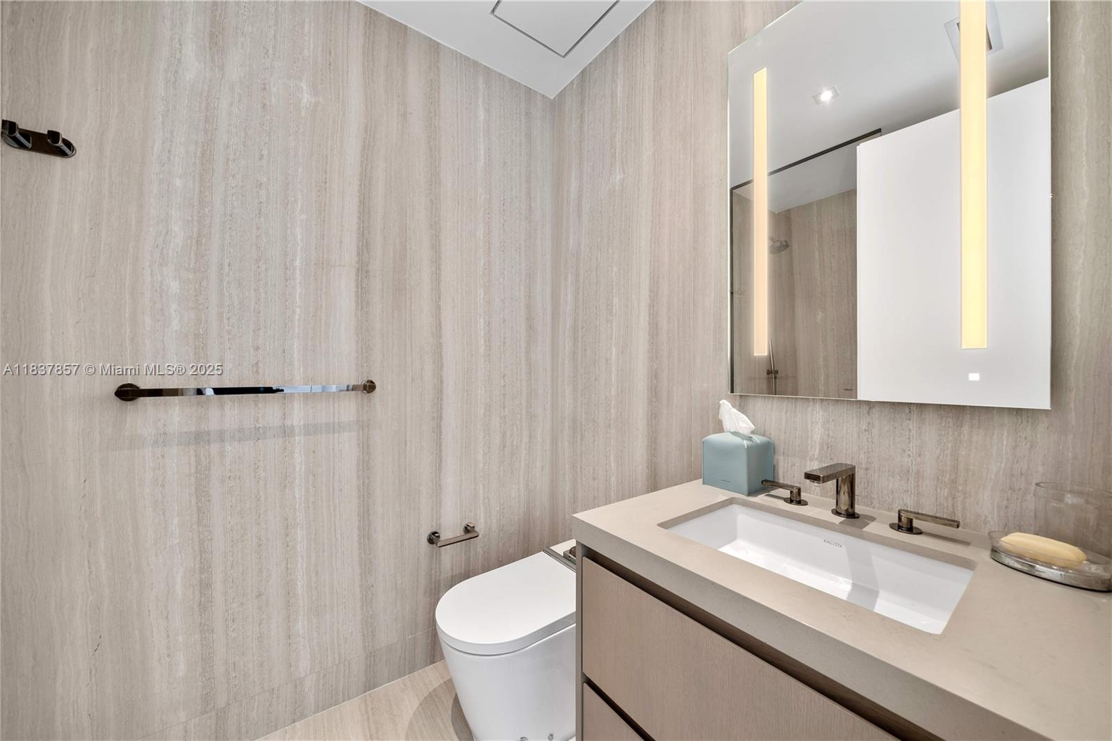 6101 Aqua Ave #602 Miami Beach, FL 33141 6101 Aqua Ave #602 Miami Beach, FL 33141