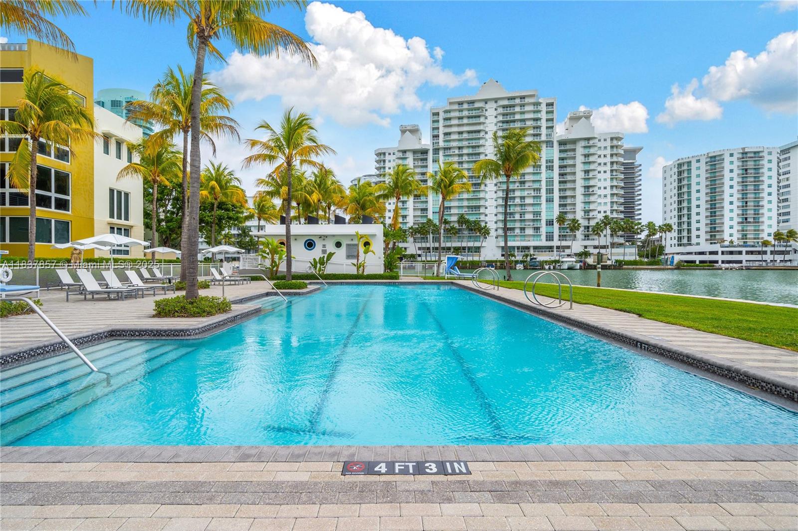 6101 Aqua Ave #602 Miami Beach, FL 33141 6101 Aqua Ave #602 Miami Beach, FL 33141