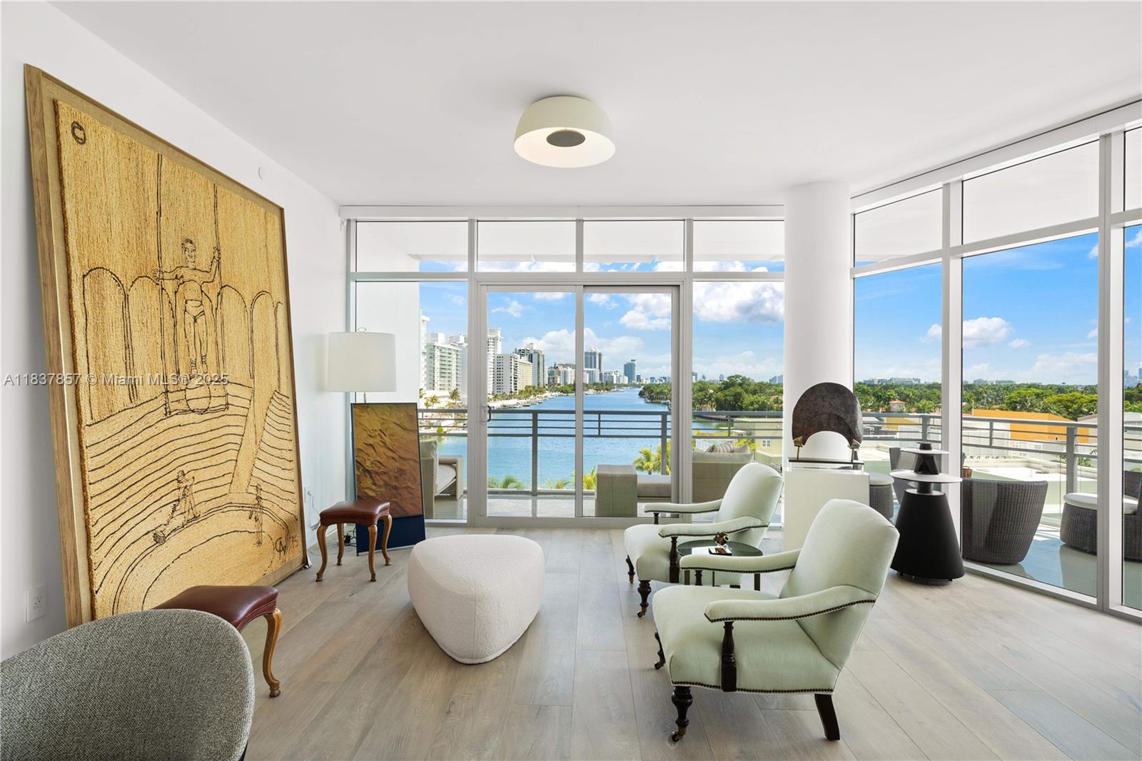 6101 Aqua Ave #602 Miami Beach, FL 33141 6101 Aqua Ave #602 Miami Beach, FL 33141