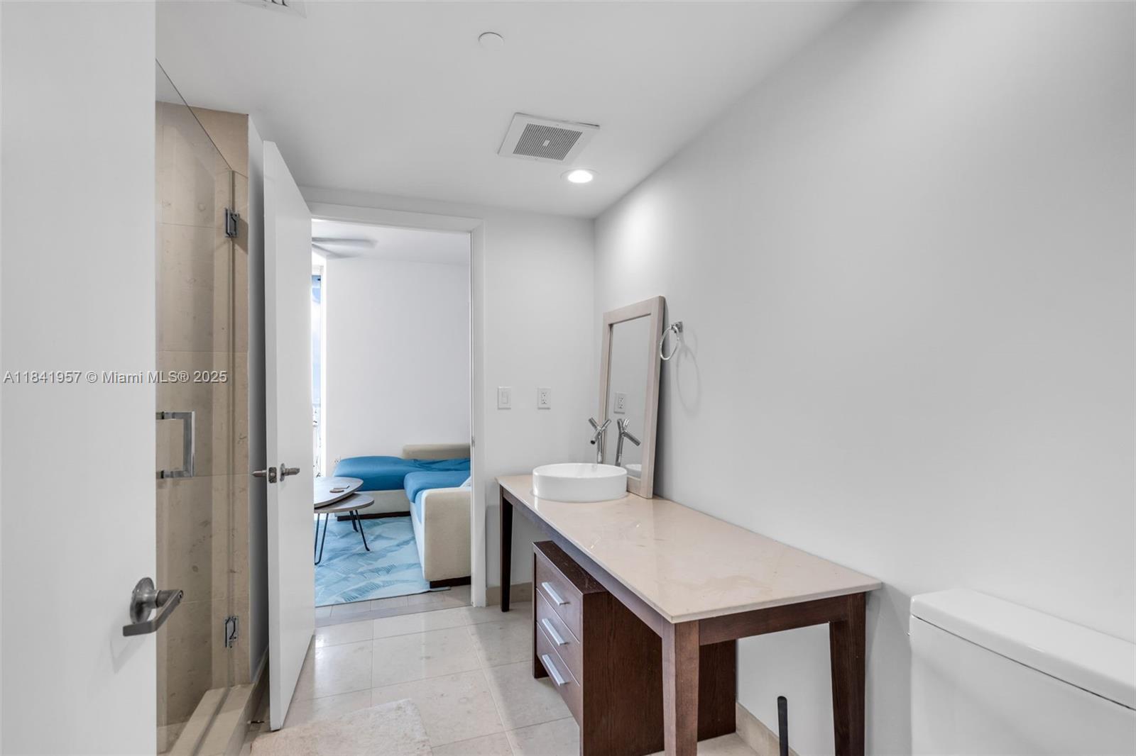 image Icon Brickell Tower 110