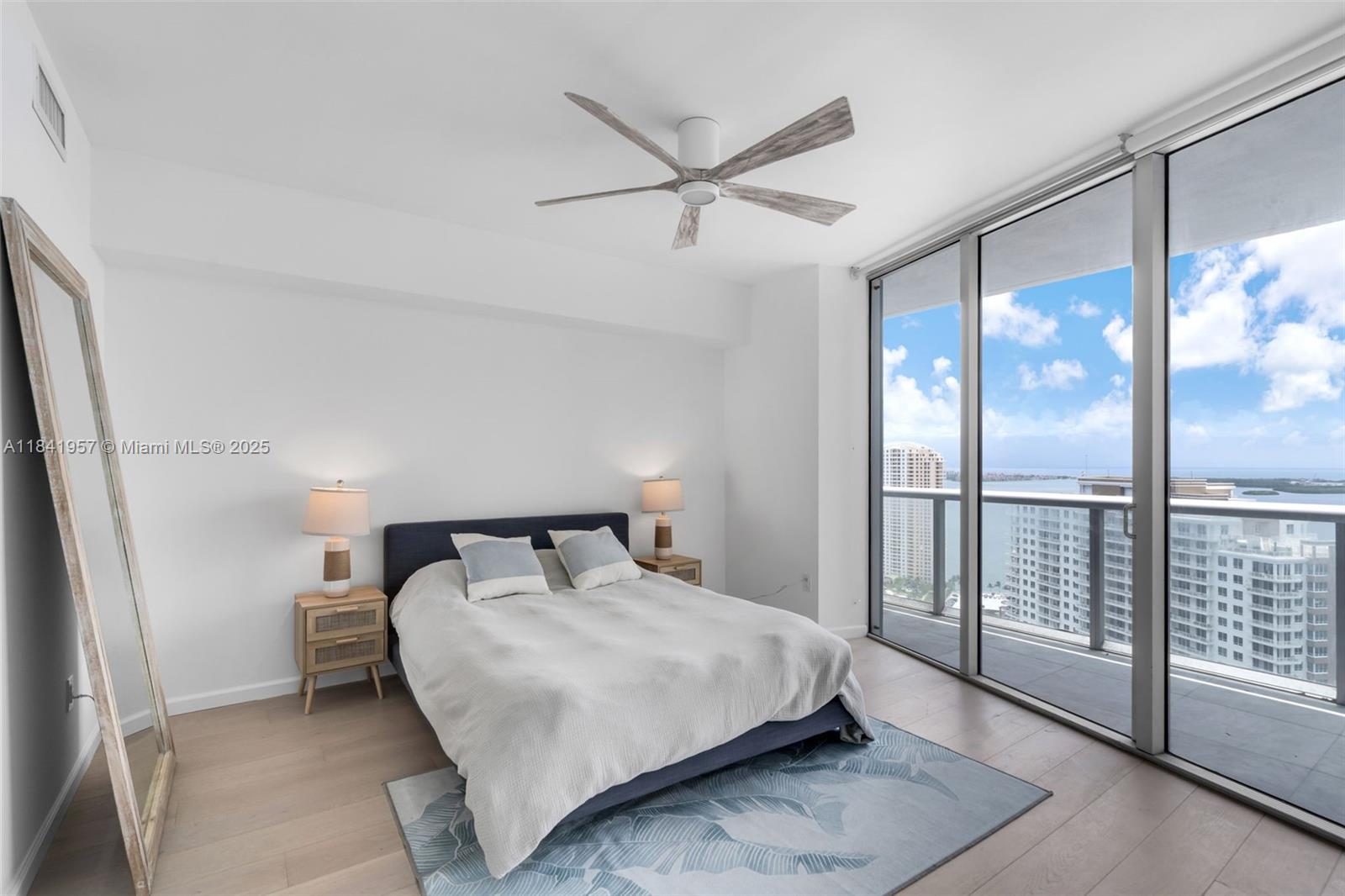image Icon Brickell Tower 112