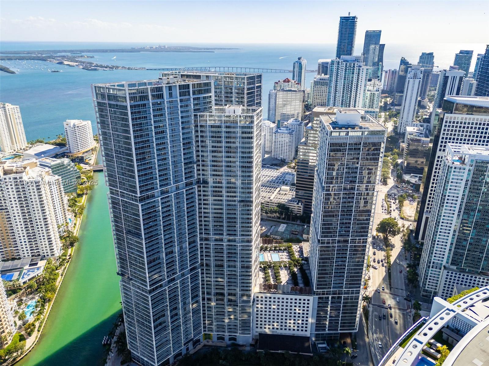 image Icon Brickell Tower 125