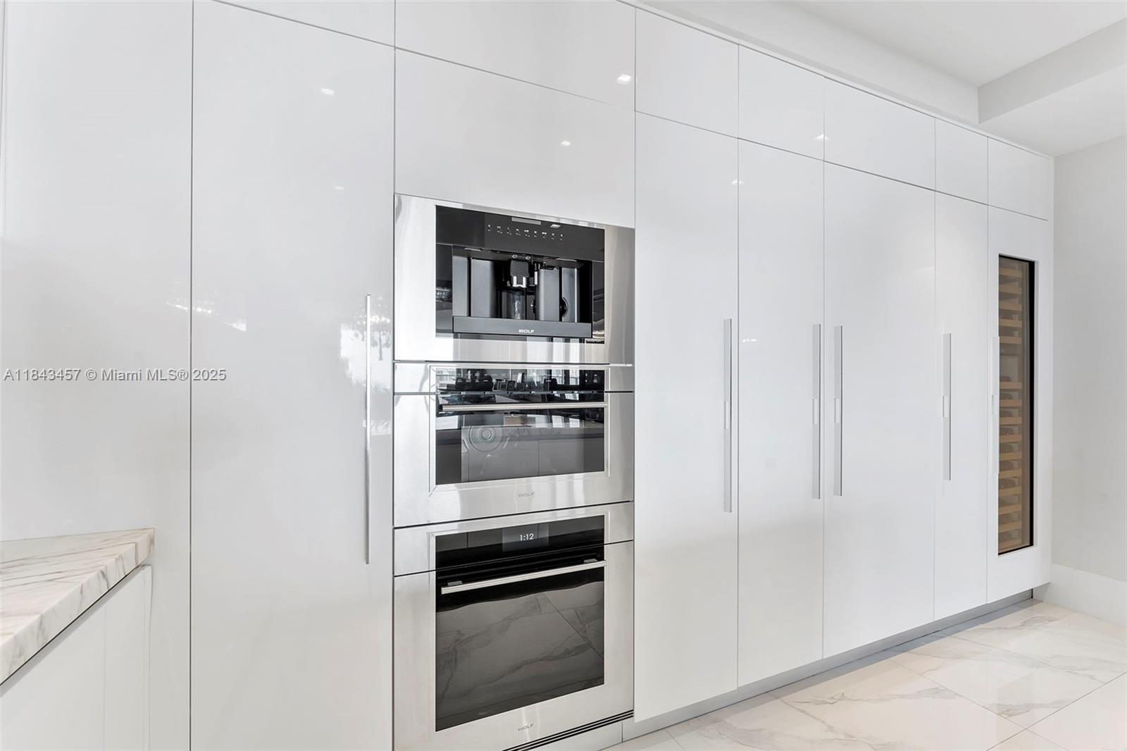 image Parque Towers Condo17