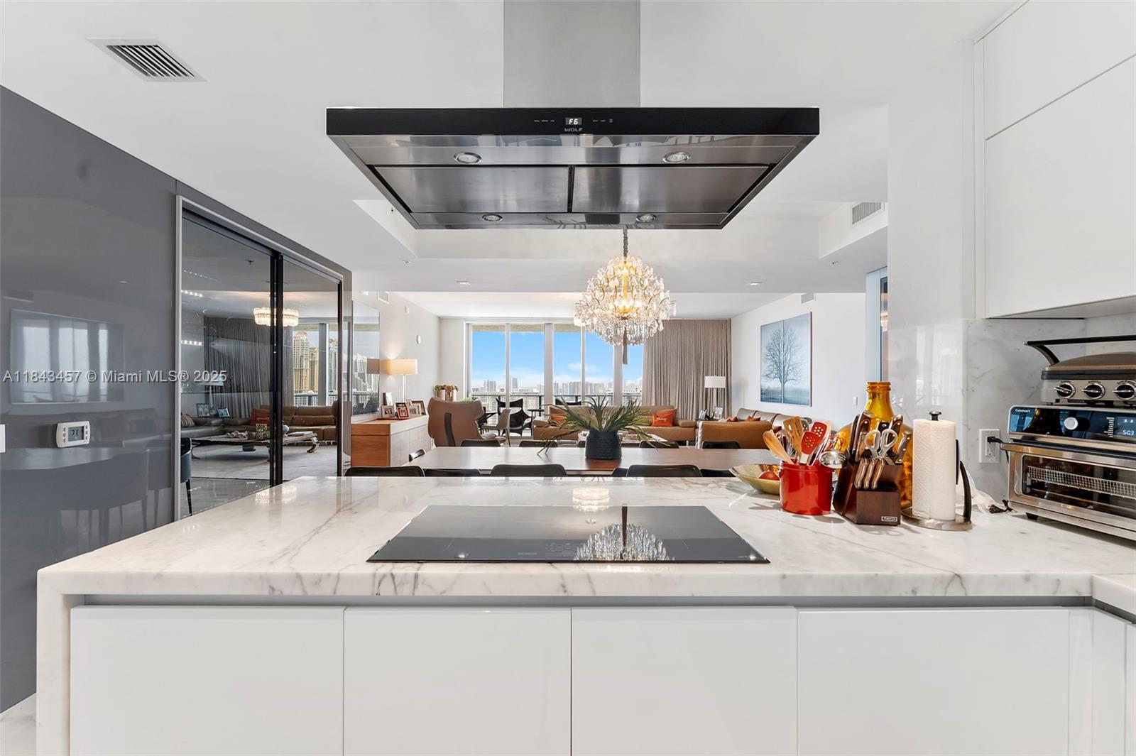 image Parque Towers Condo19