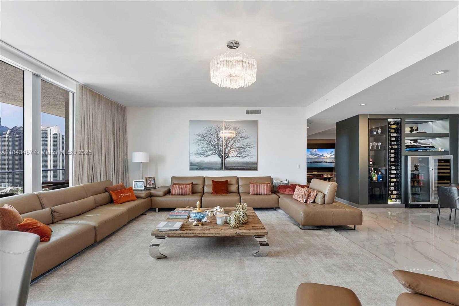 image Parque Towers Condo25