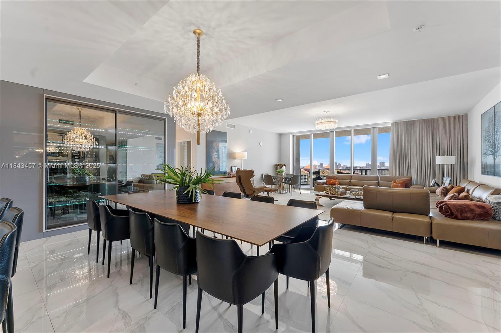 image Parque Towers Condo28