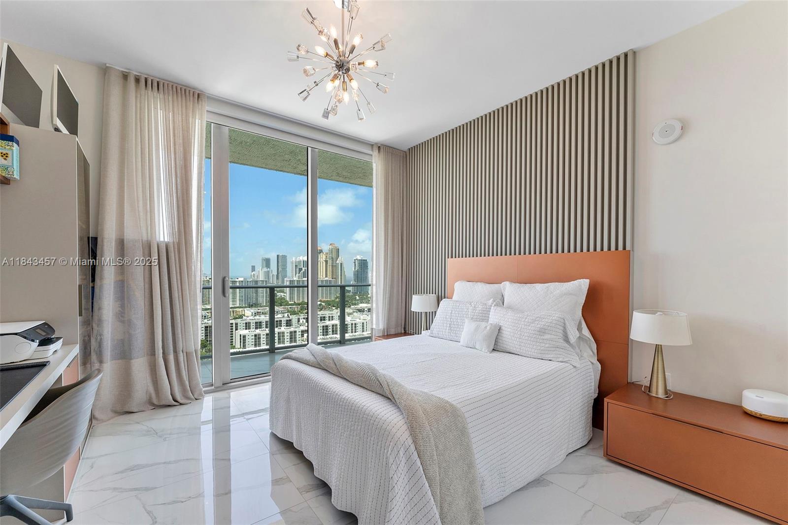 image Parque Towers Condo32