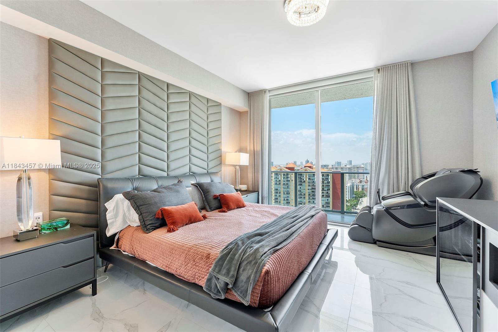 image Parque Towers Condo38