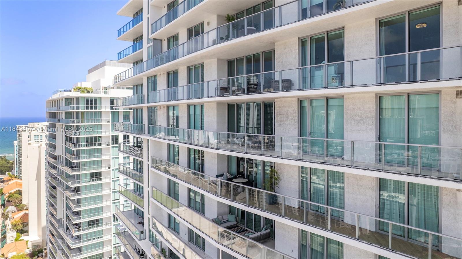 image Parque Towers Condo55