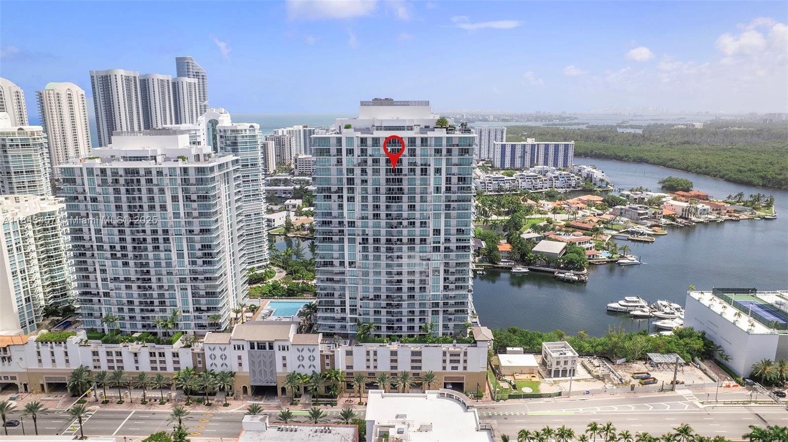 image Parque Towers Condo58