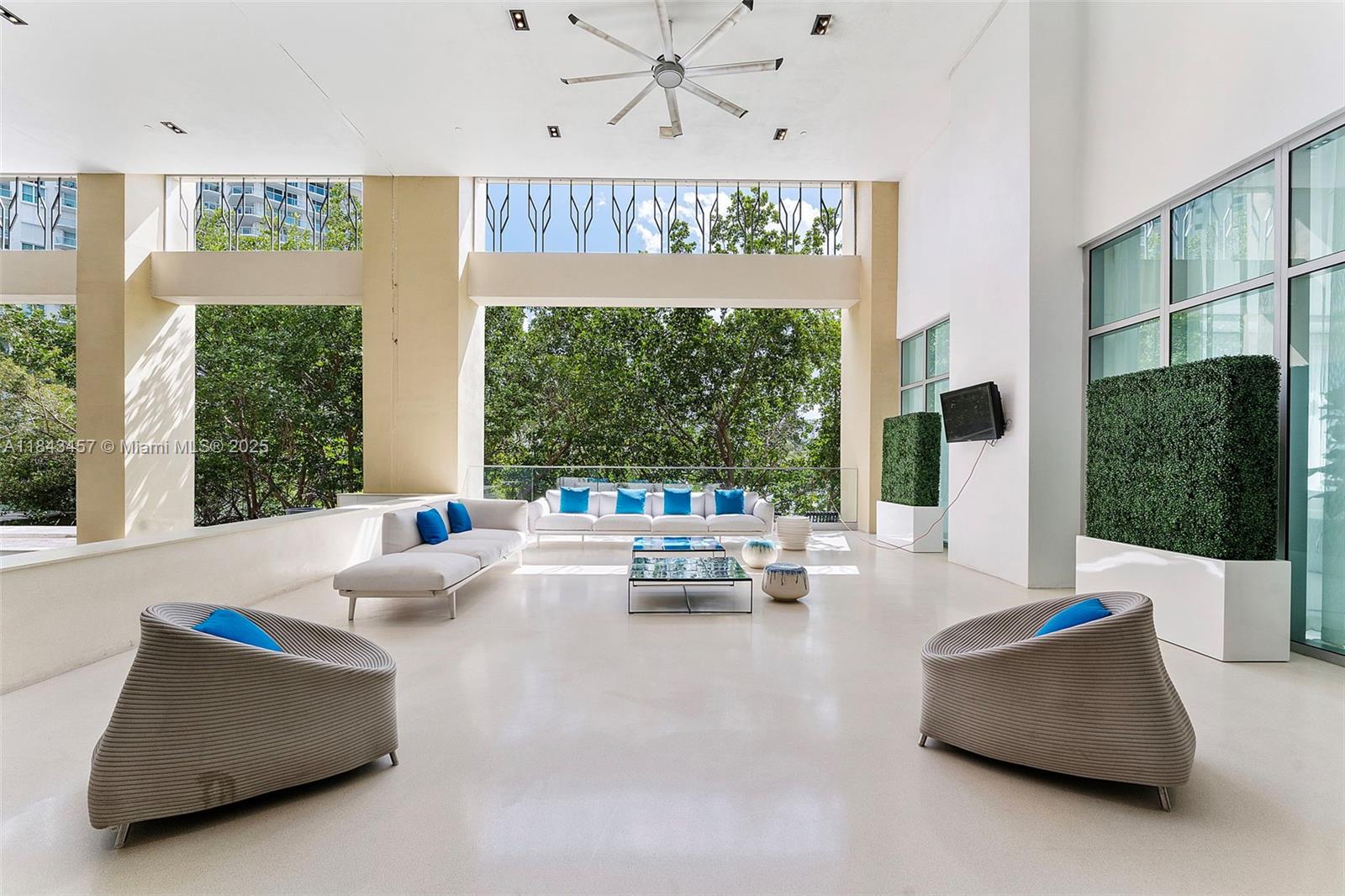 image Parque Towers Condo64