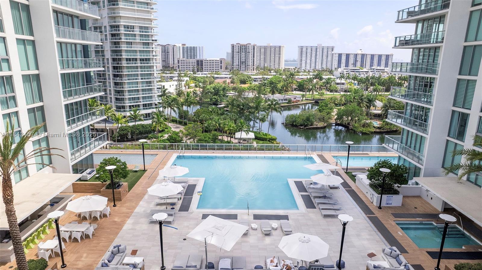 image Parque Towers Condo6