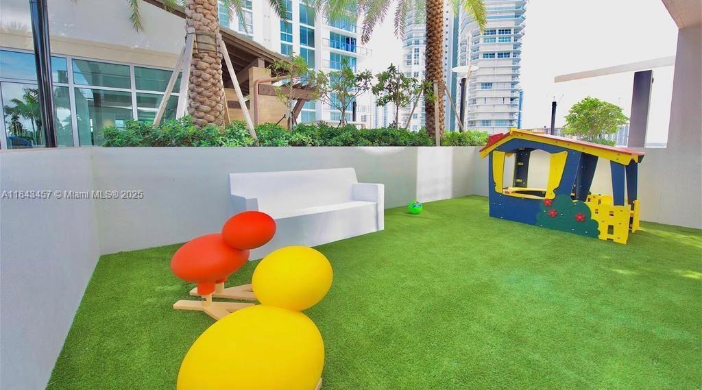image Parque Towers Condo74