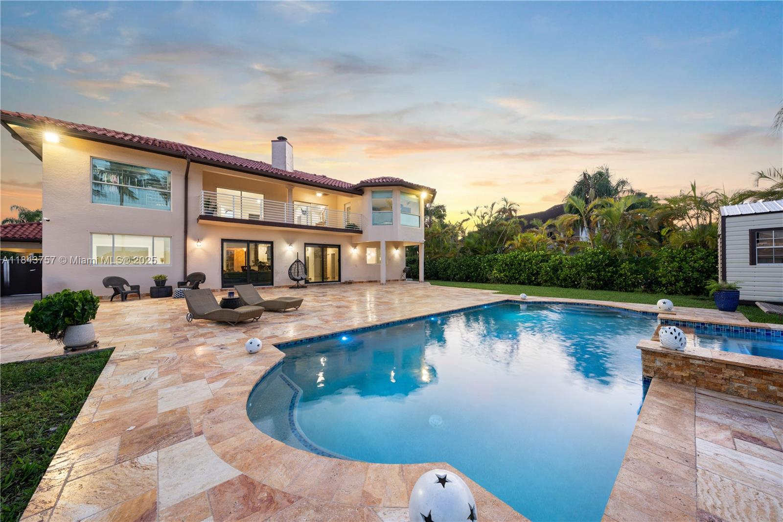 9621 W Calusa Clb Dr