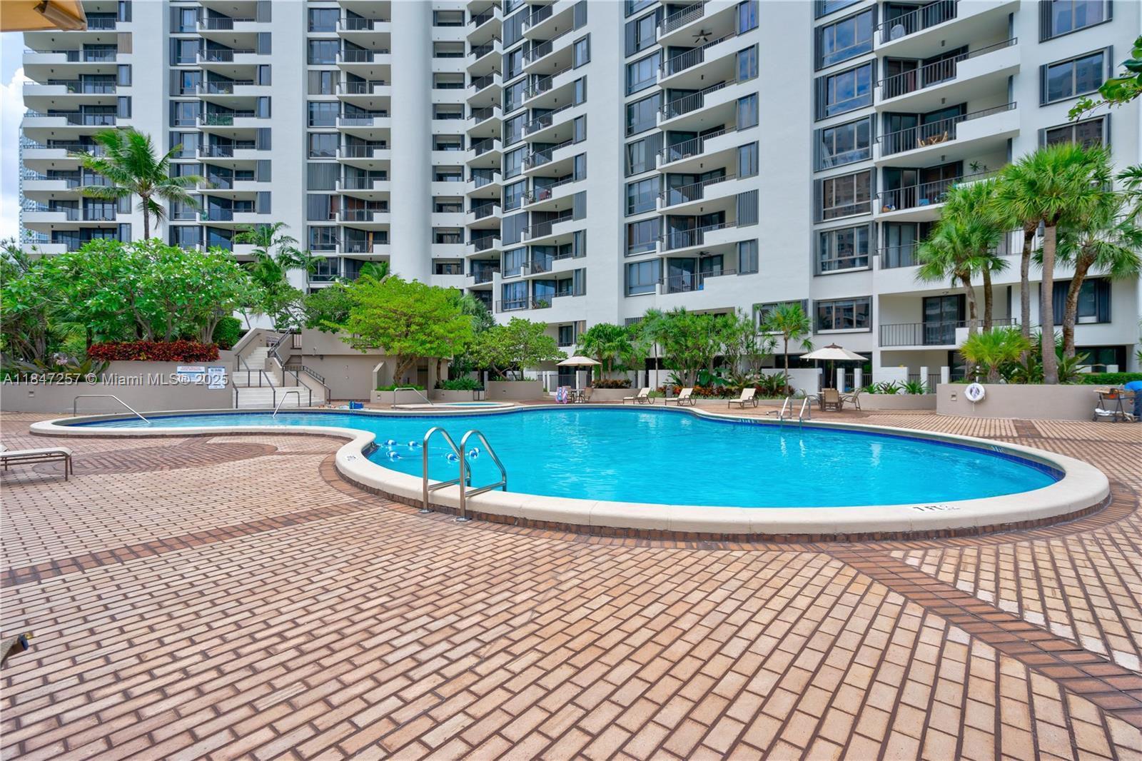 image Brickell Bay One18