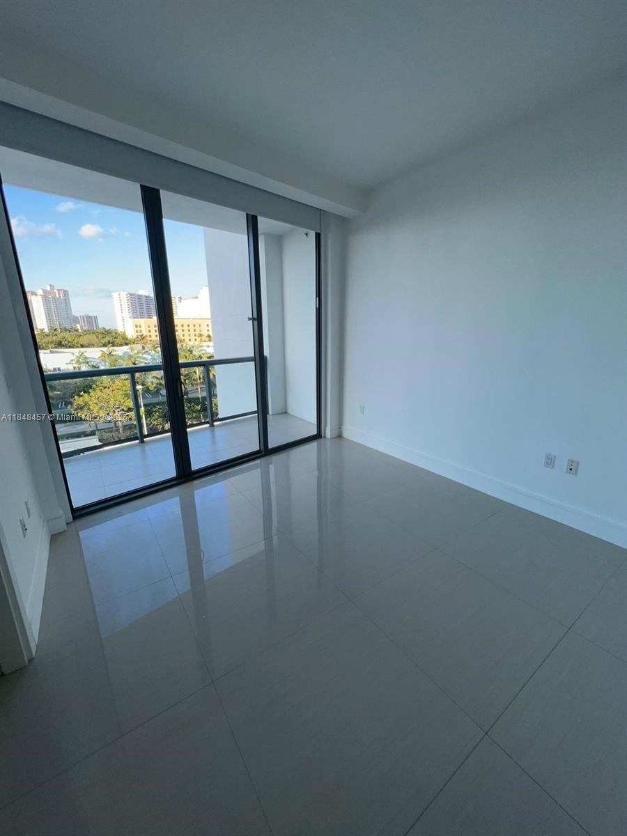 image Echo Condo11