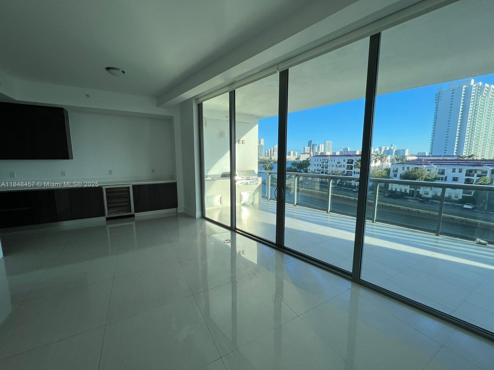 image Echo Condo5