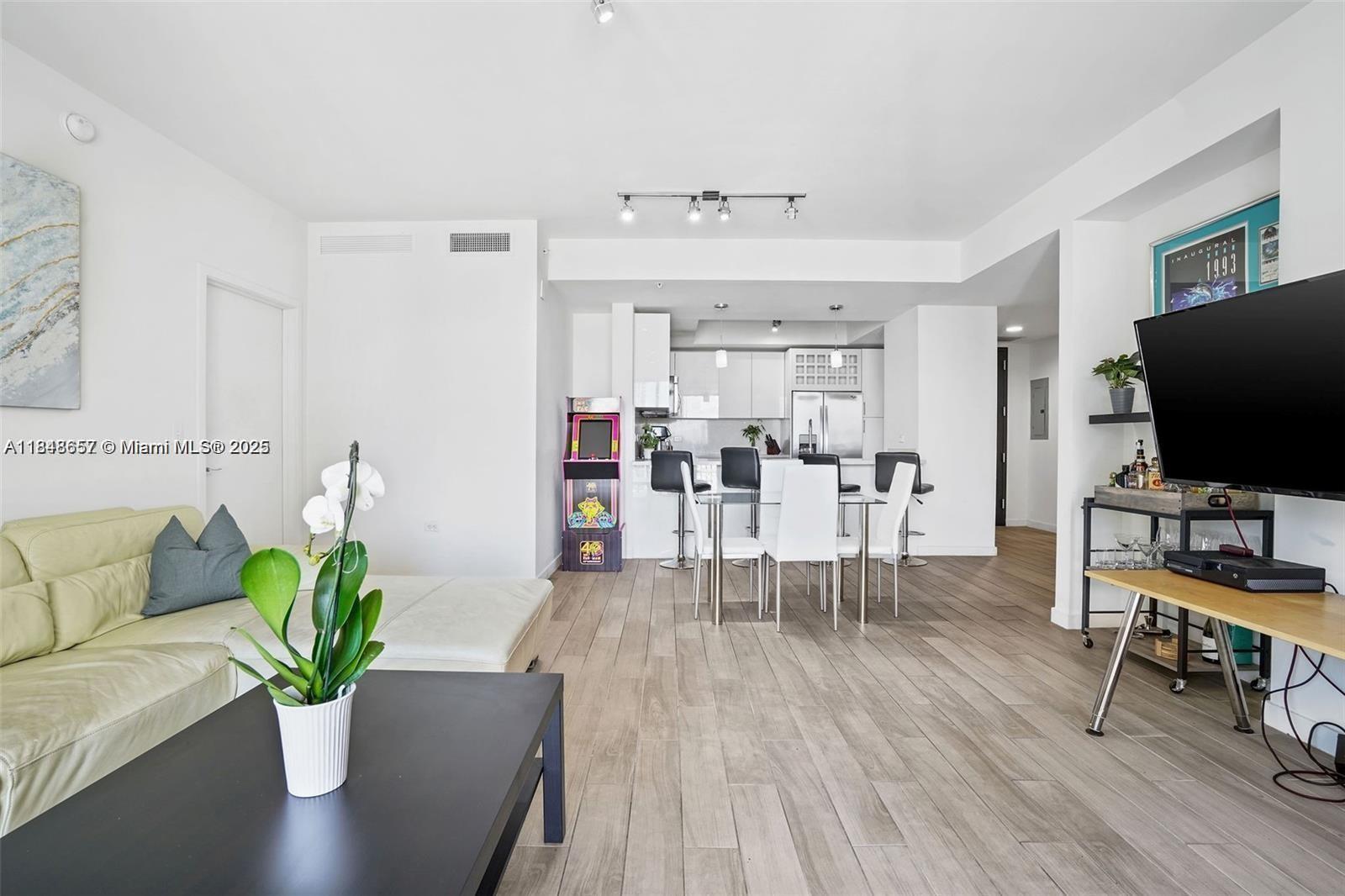 image Nine At Mary Brickell Vil9