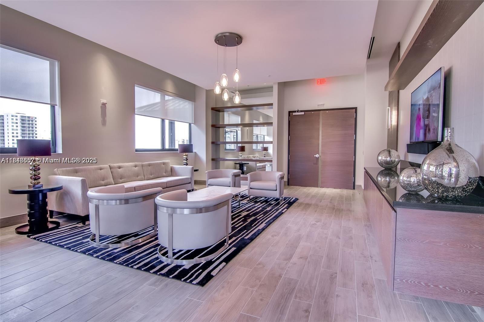 image Nine At Mary Brickell Vil48