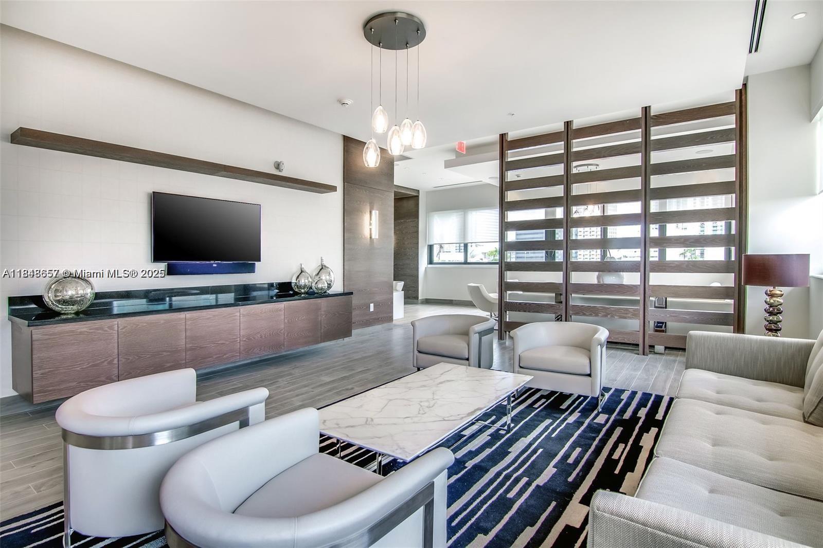 image Nine At Mary Brickell Vil50
