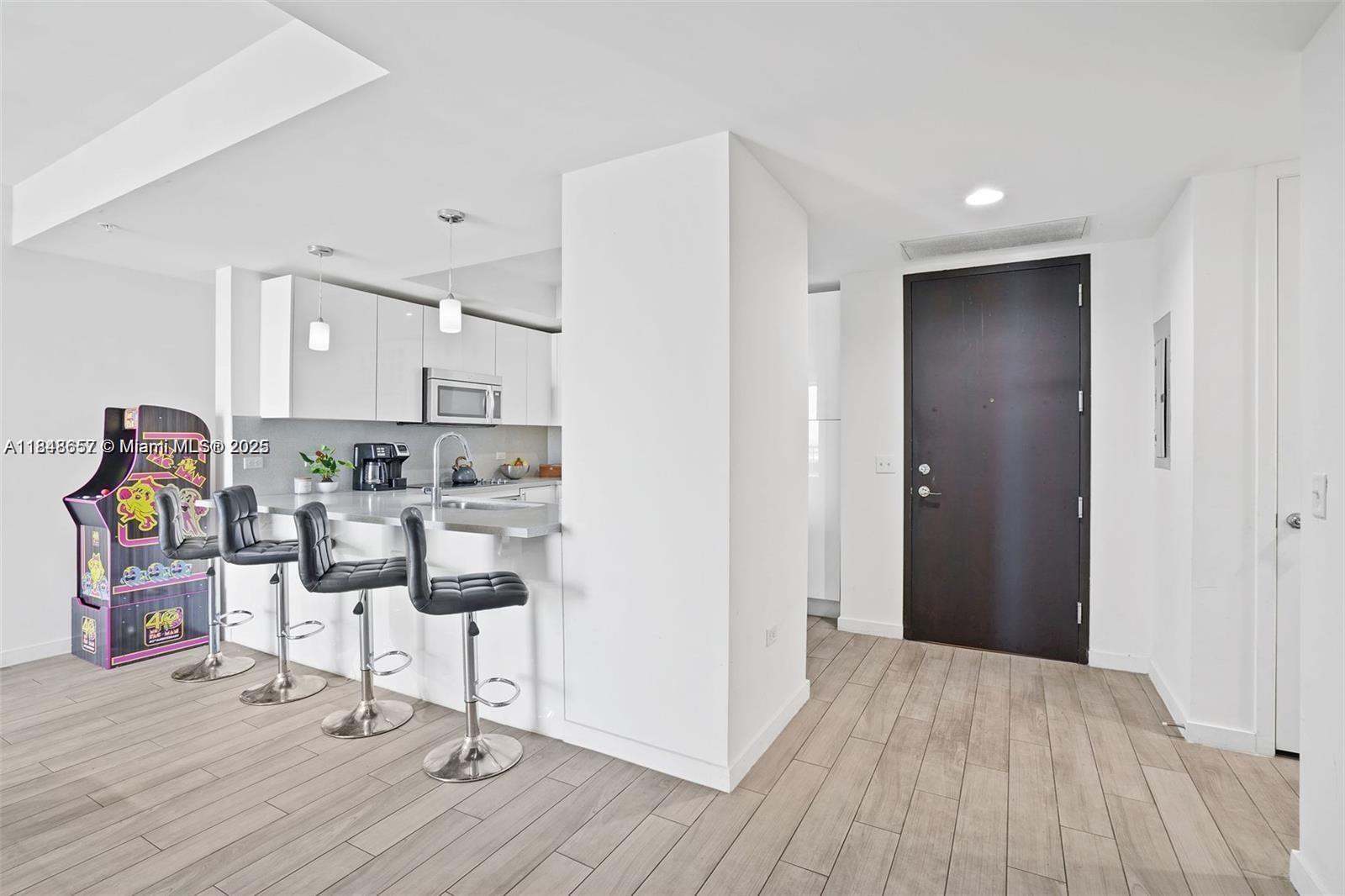 image Nine At Mary Brickell Vil5