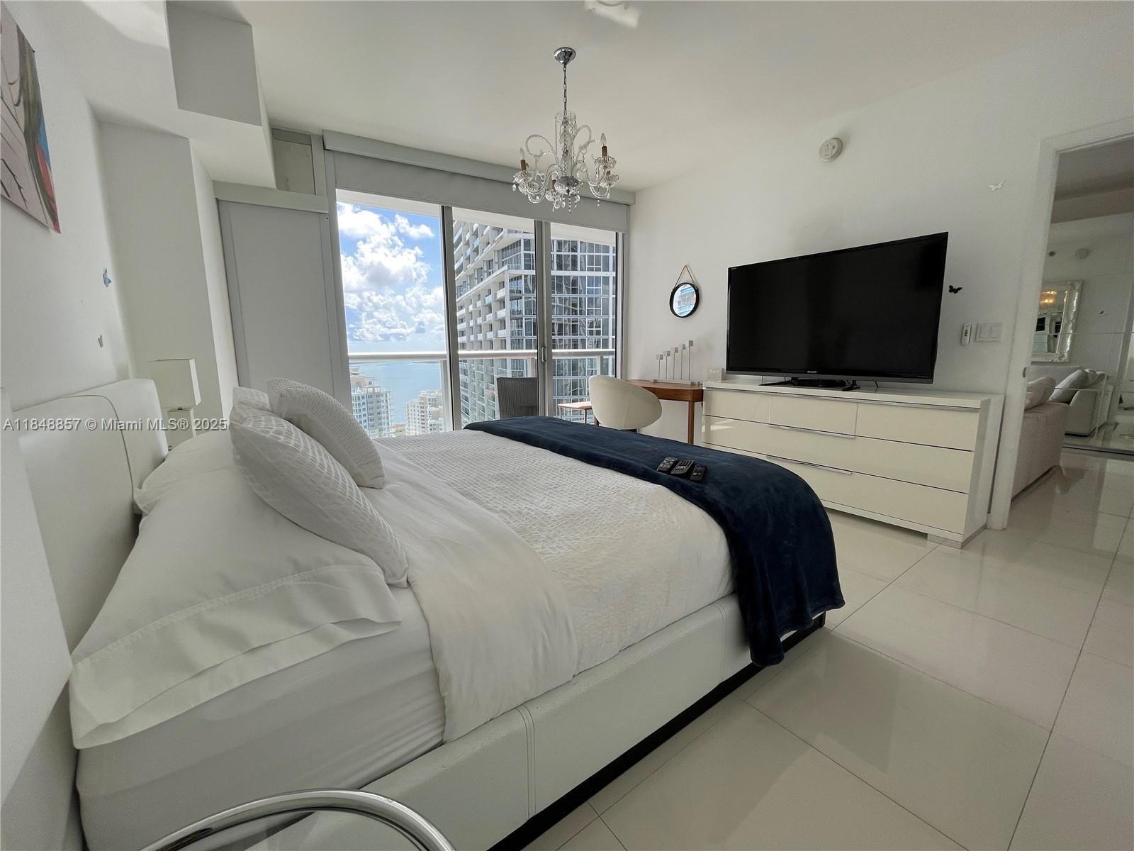 image Icon Brickell11