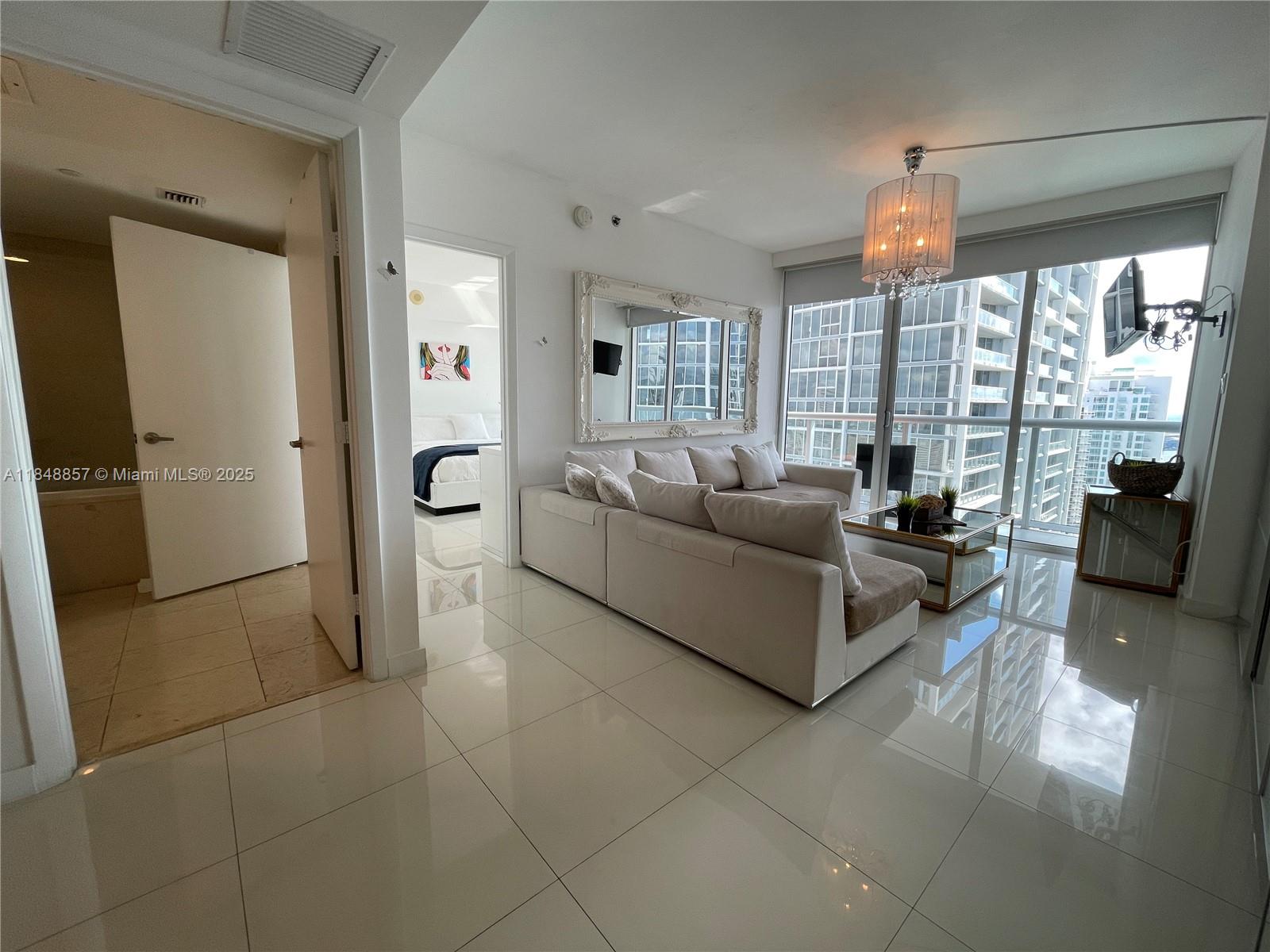 image Icon Brickell3
