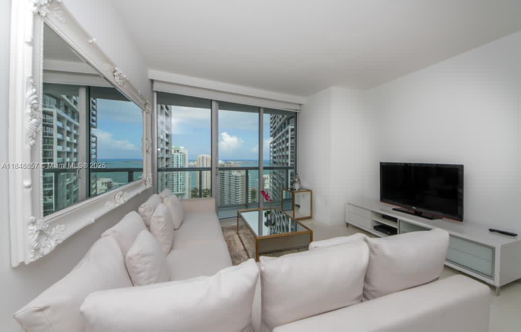 image Icon Brickell4