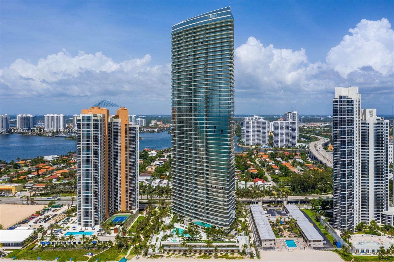 image Residences By Armani Casa20