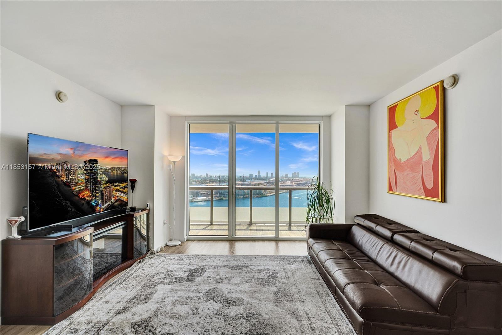 50 Biscayne Blvd #3006
