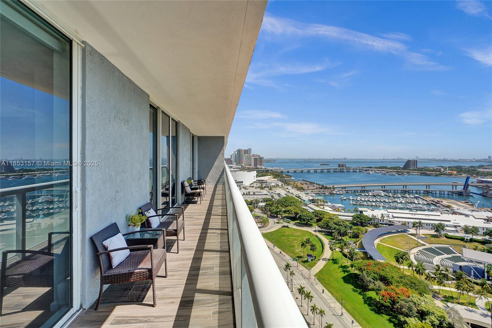 image 50 Biscayne Condo12