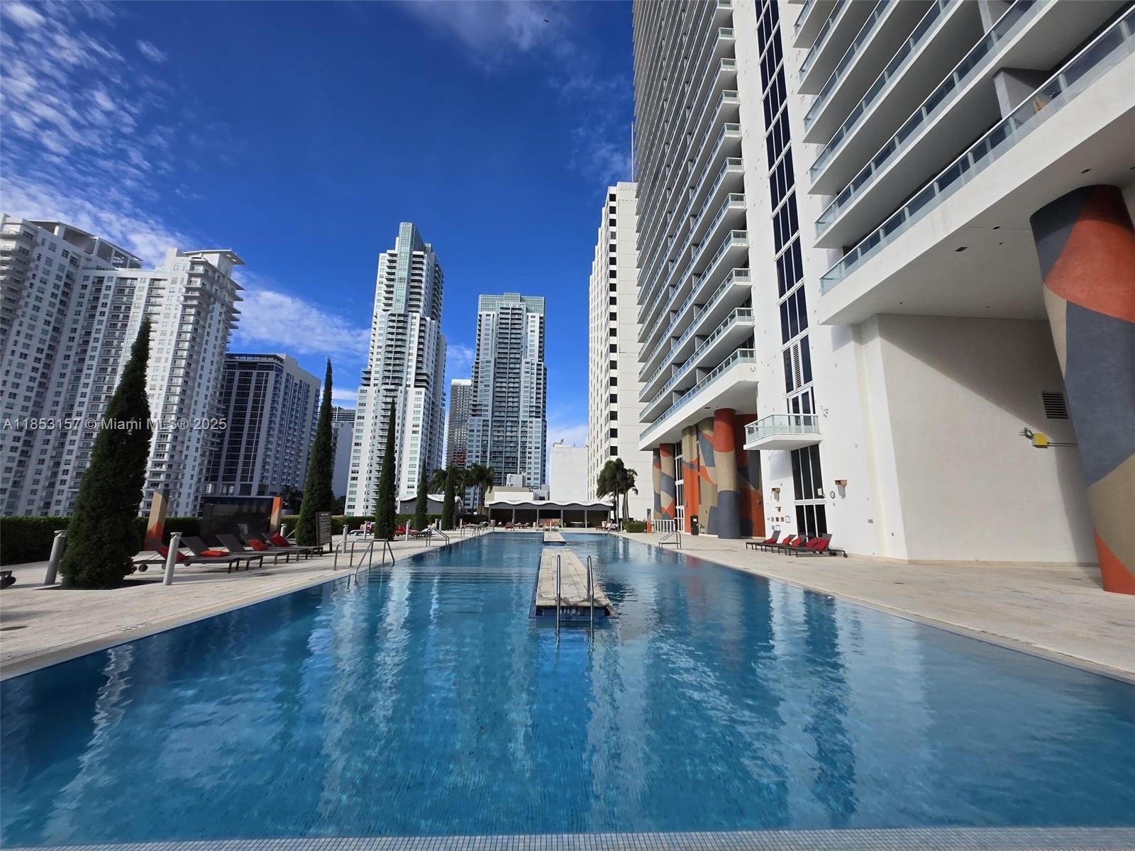 image 50 Biscayne Condo26