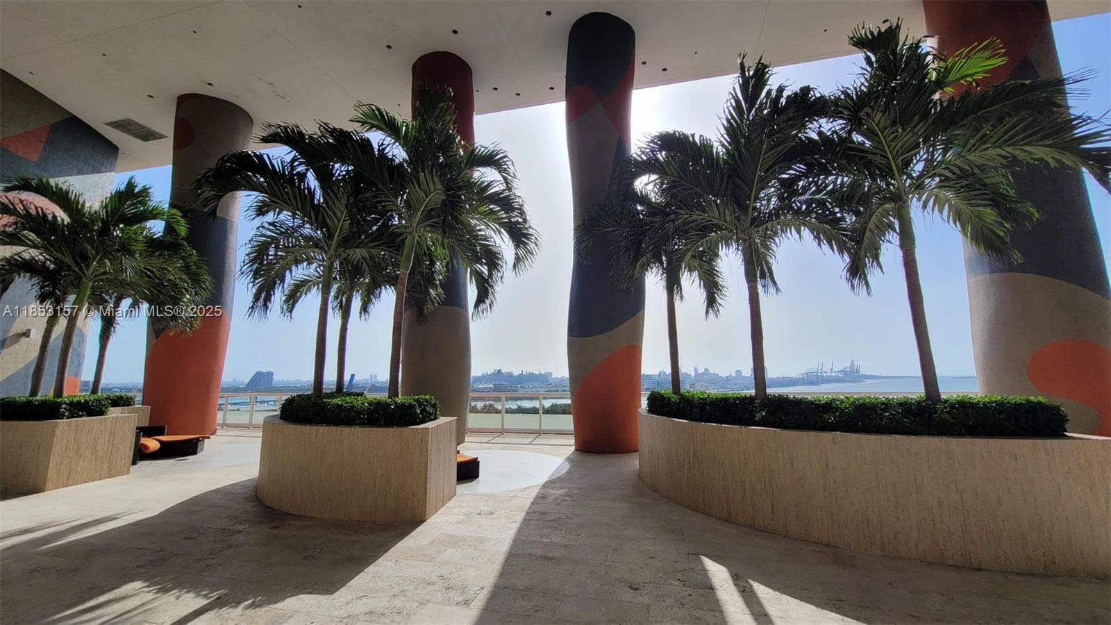 image 50 Biscayne Condo34
