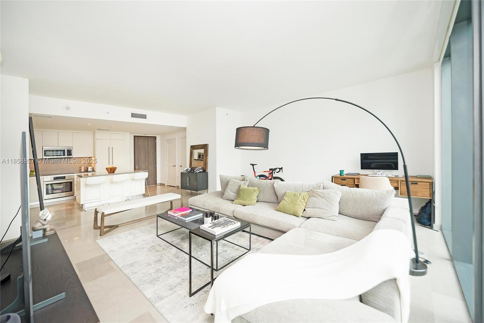 image Reach Condo9