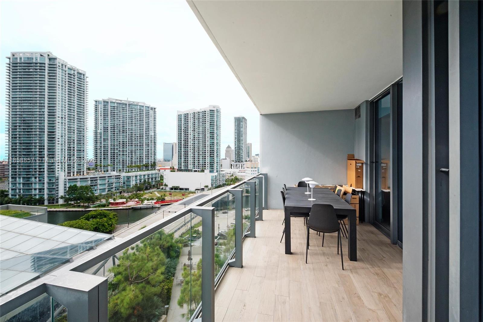 image Reach Condo20