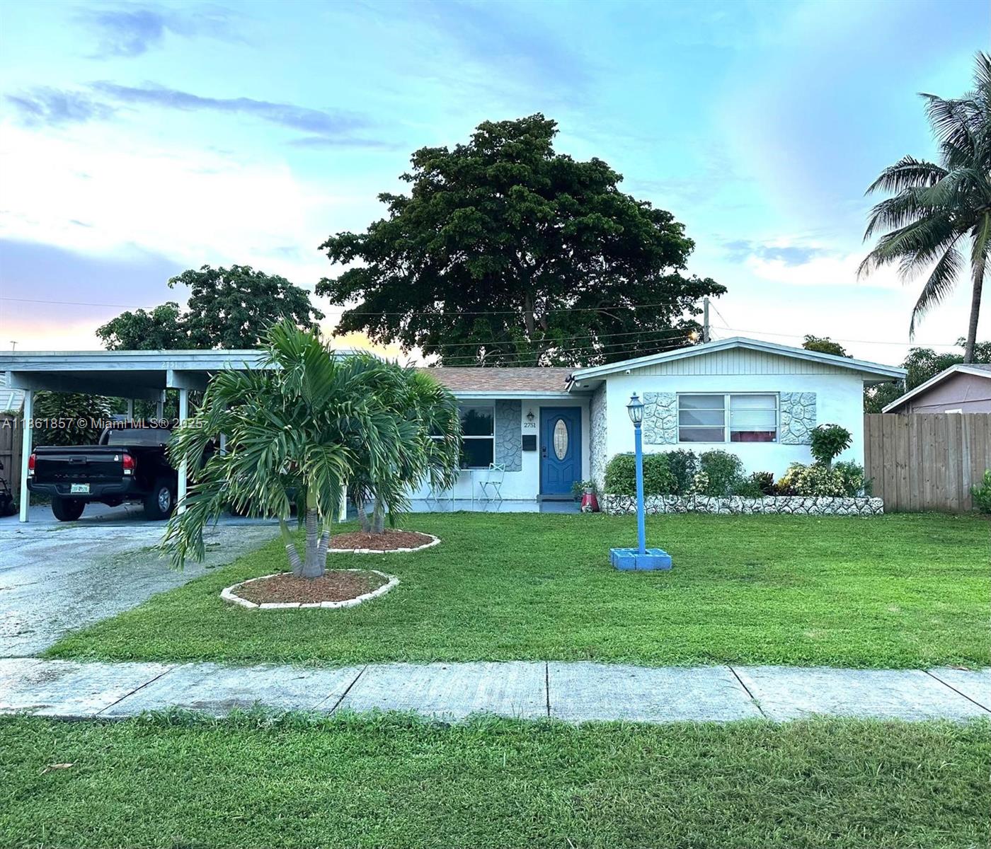 2751 SW 4th Ct