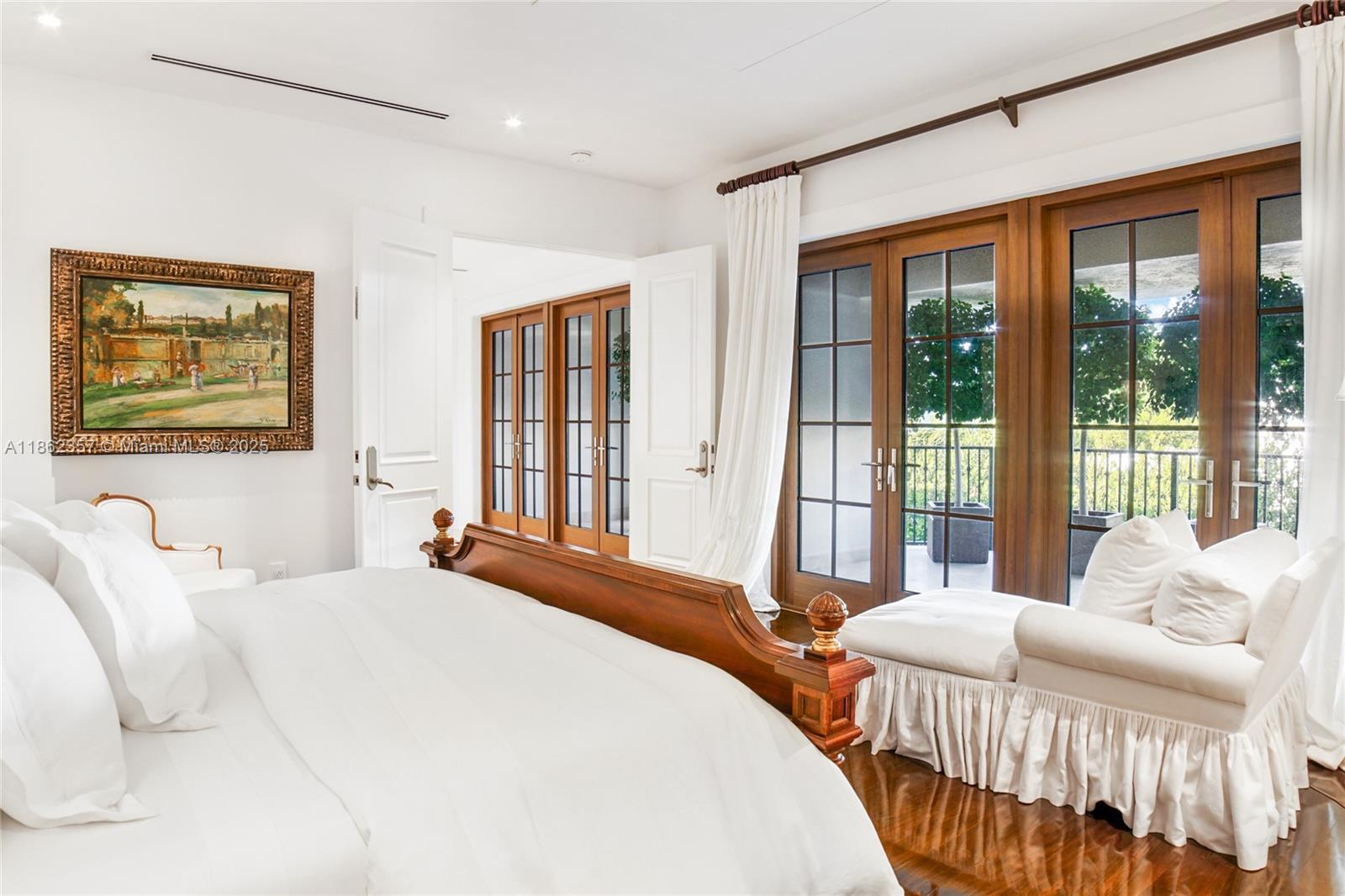 365 Gulf Rd Key Biscayne, FL 33149 365 Gulf Rd Key Biscayne, FL 33149