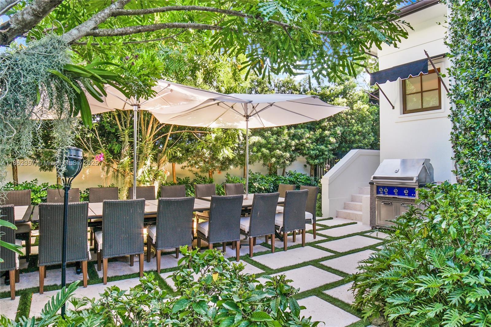 365 Gulf Rd Key Biscayne, FL 33149 365 Gulf Rd Key Biscayne, FL 33149